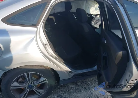 2018 Ford Focus Se z USA, uszkodzony, nr VIN 1FADP3FE6JL214269